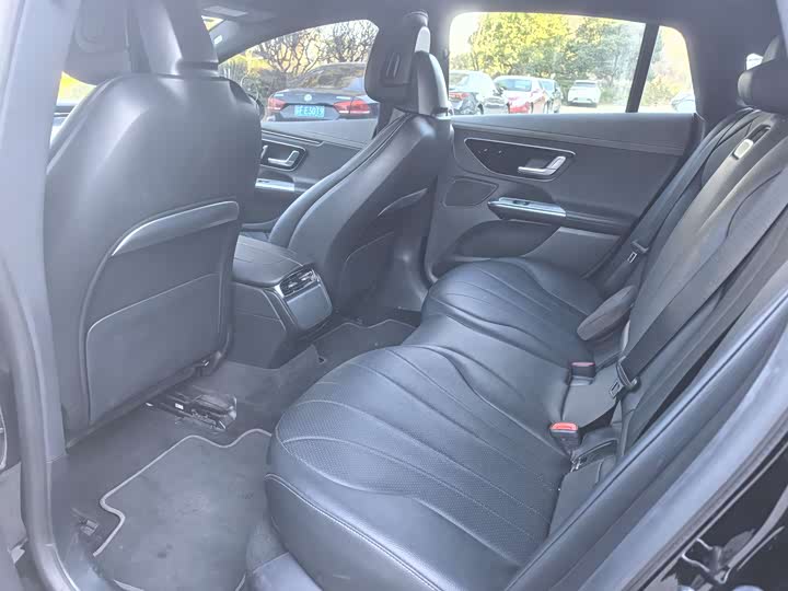 Фото 8 - Mercedes-Benz EQE