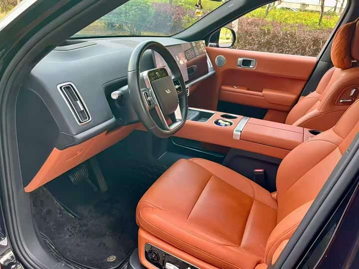 Фото 4 - LiXiang L8