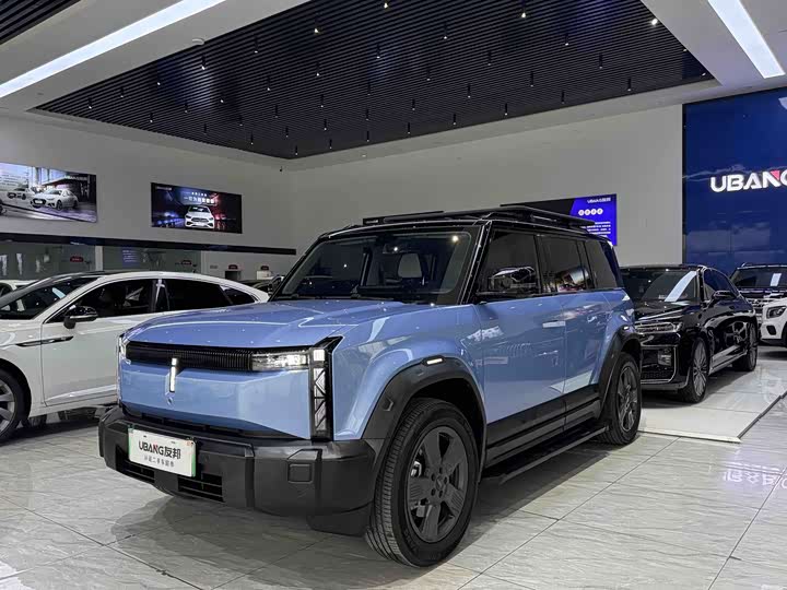 Фото 1 - Chery iCar 03