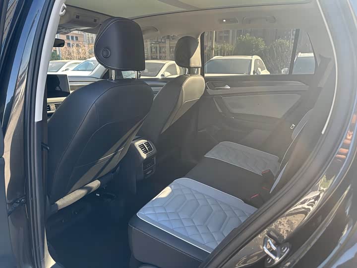 Фото 6 - Volkswagen Tayron