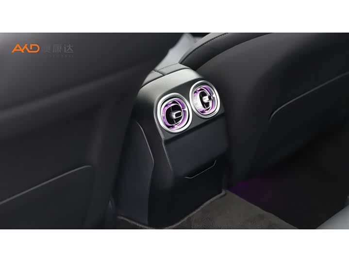 Фото 9 - Mercedes-Benz C-Class