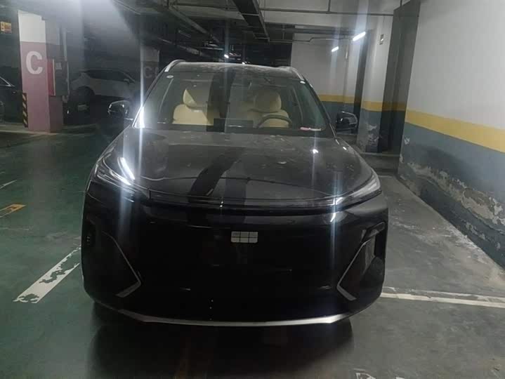 Фото 2 - Geely Galaxy Starship 7