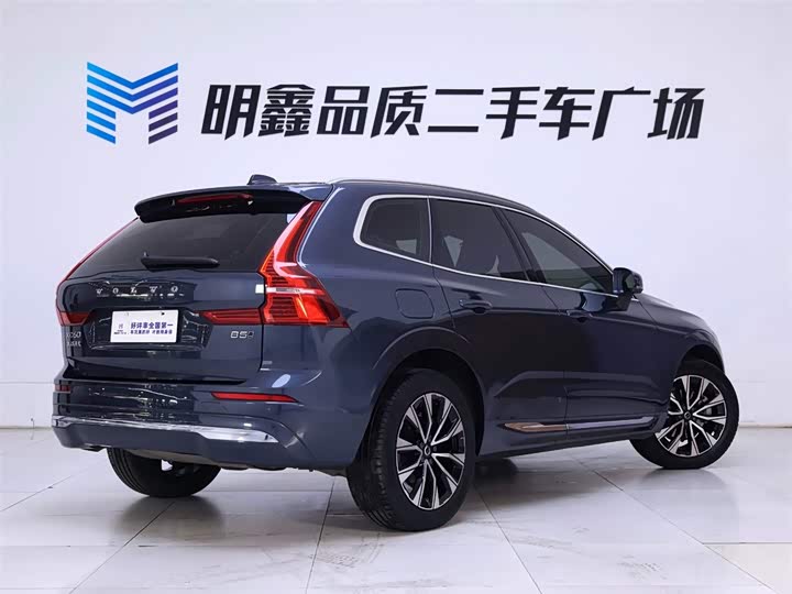 Фото 7 - Volvo XC60