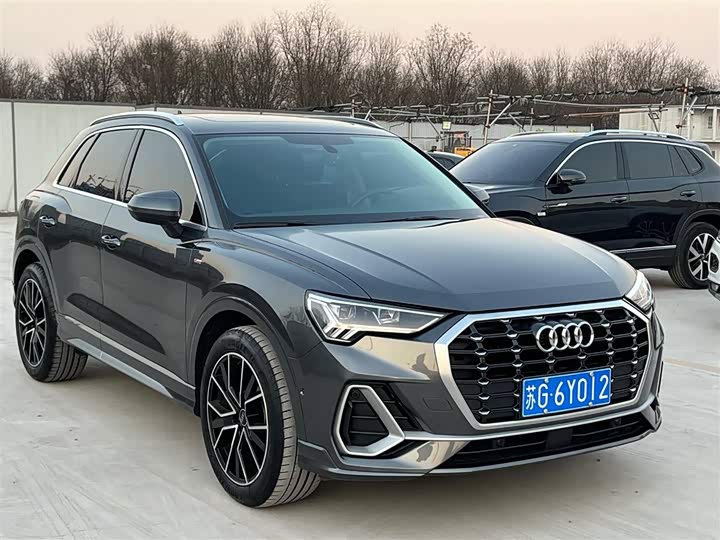 Фото 2 - Audi Q3