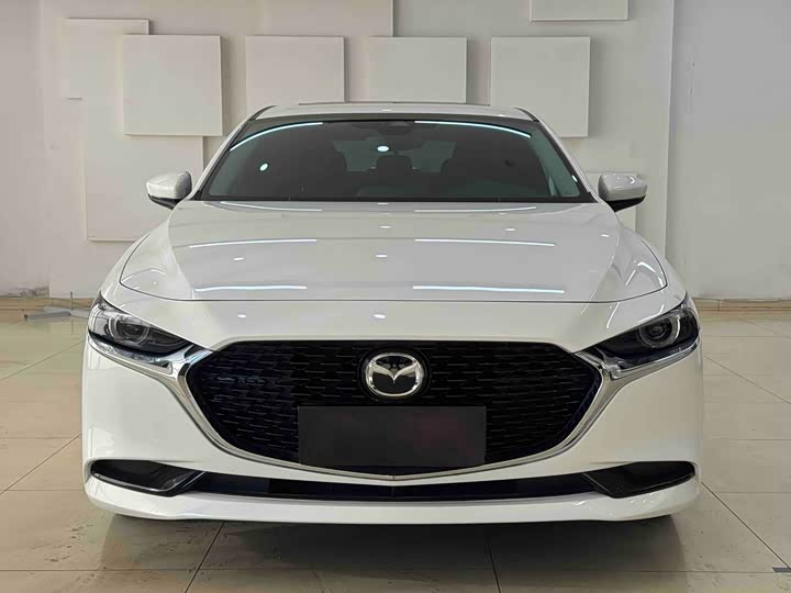 Фото 2 - Mazda 3 (Axela)