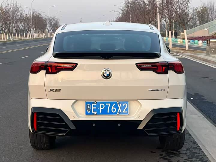 Фото 8 - BMW X2