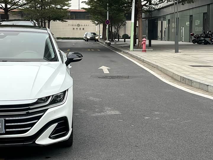 Фото 8 - Volkswagen CC