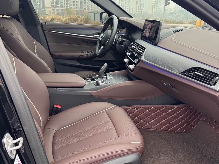 Фото 4 - BMW 5 Series