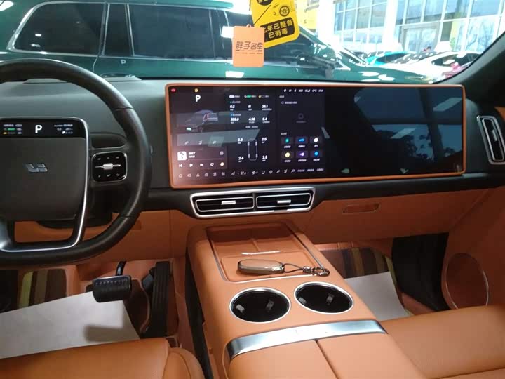 Фото 5 - LiXiang L8