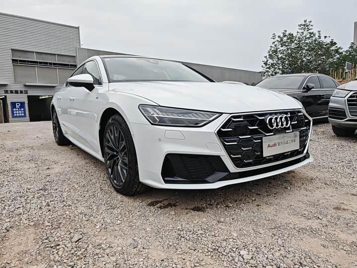 Фото 3 - Audi A7