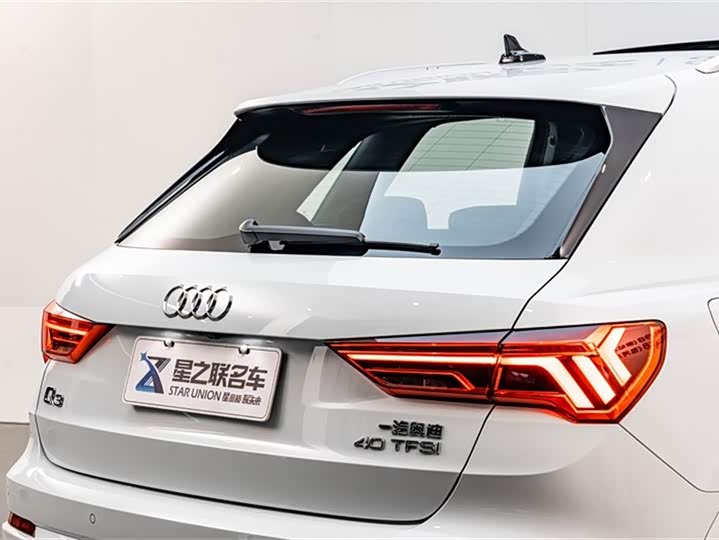 Фото 9 - Audi Q3
