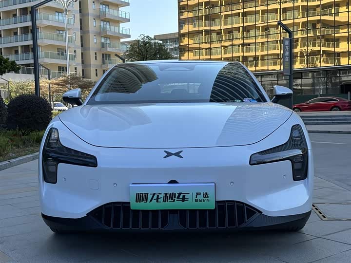 Фото 2 - XPeng Mona M03