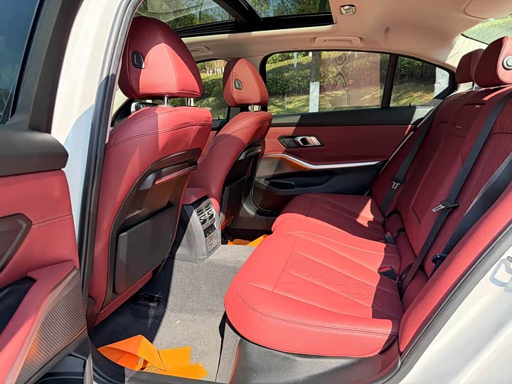 Фото 7 - BMW 3 Series