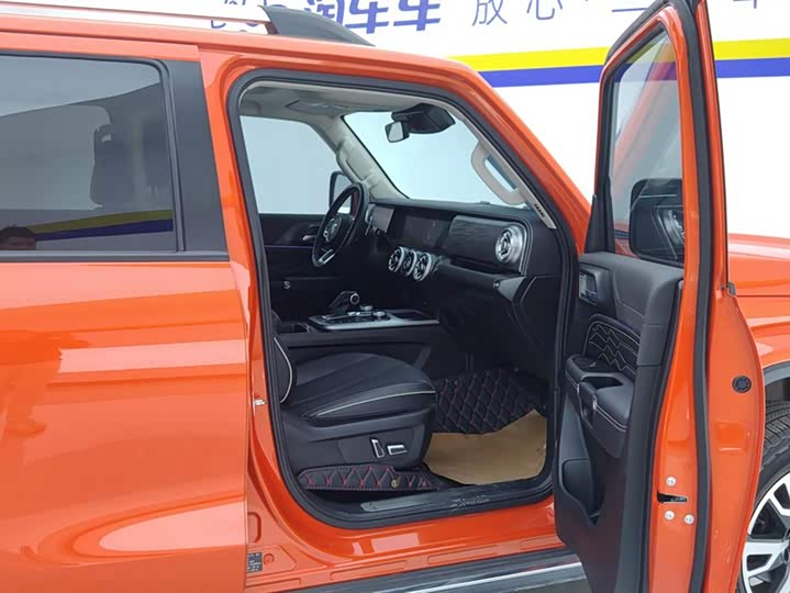 Фото 8 - Tank 300