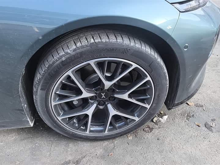 Фото 6 - XPeng P7