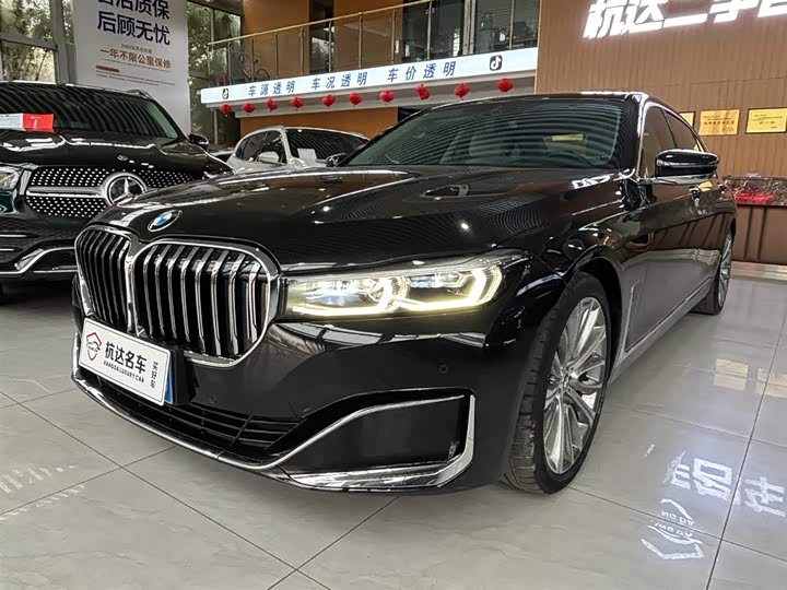 Фото 1 - BMW 7 Series