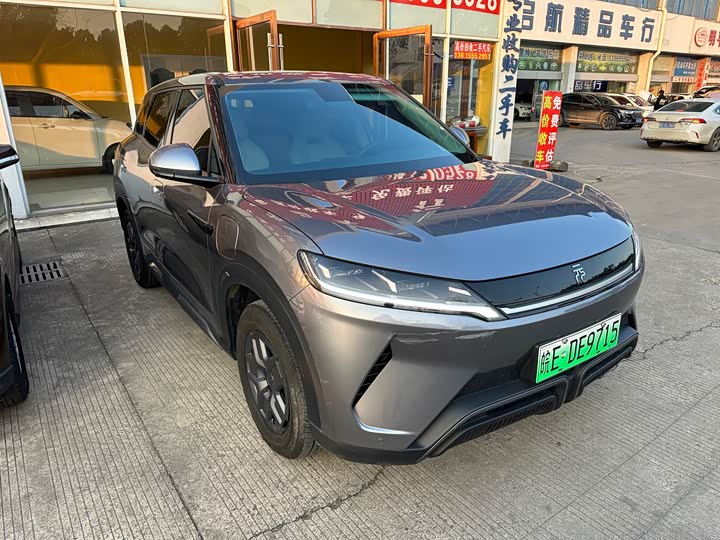 Фото 3 - BYD Yuan Up