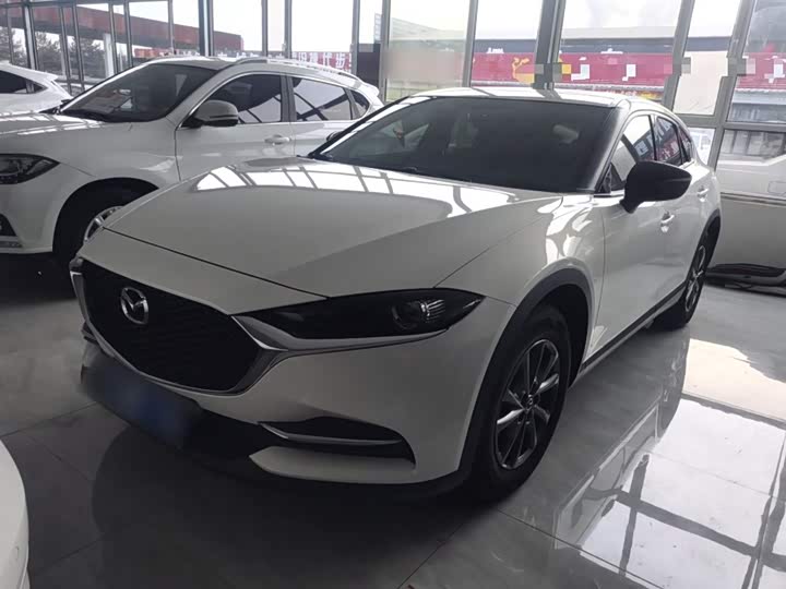 Фото 2 - Mazda CX-4