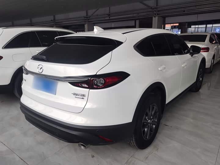 Фото 7 - Mazda CX-4