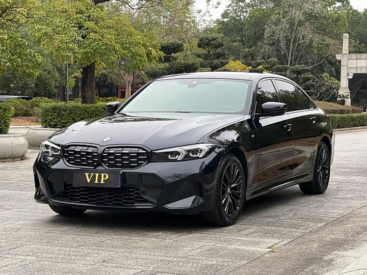 Фото 1 - BMW 3 Series