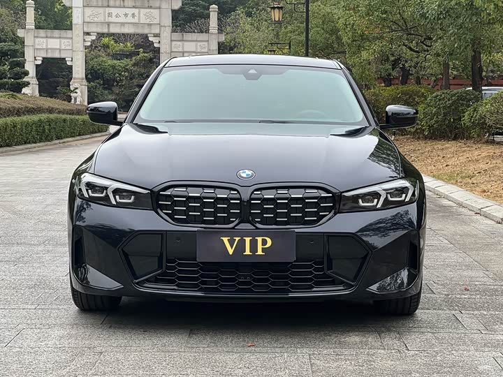 Фото 2 - BMW 3 Series