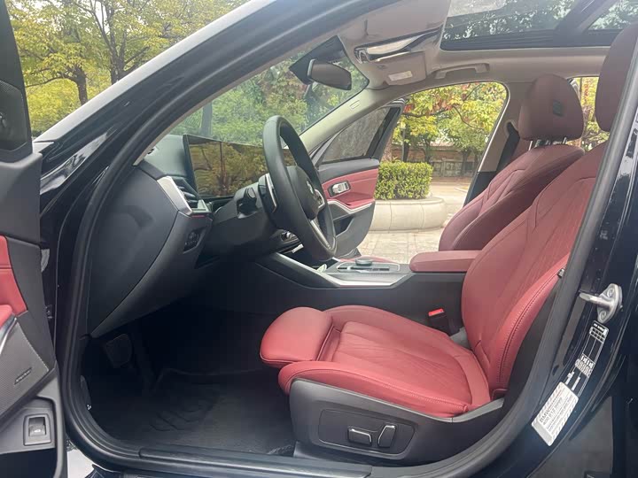 Фото 9 - BMW 3 Series