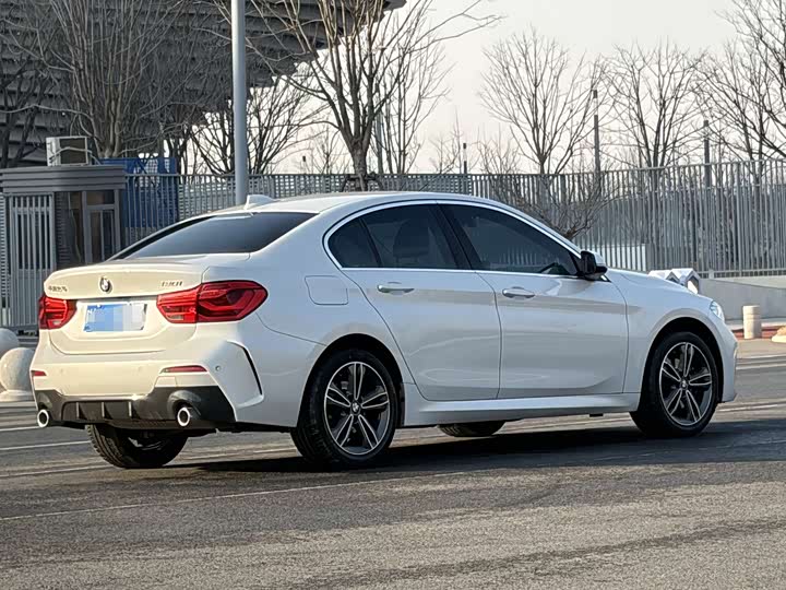 Фото 6 - BMW 1 Series