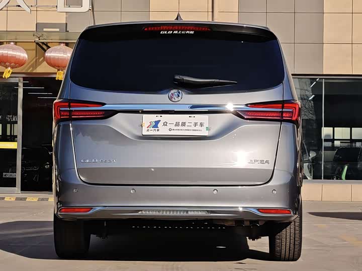 Фото 6 - Buick GL8 ES