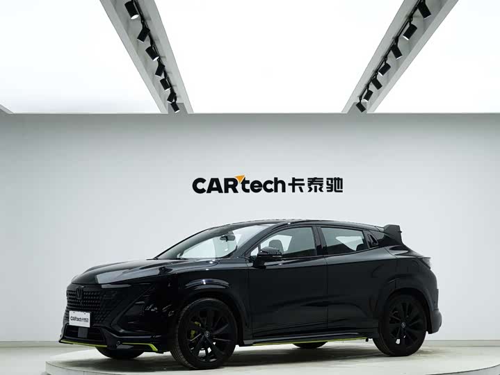 Фото 1 - Changan UNI-T