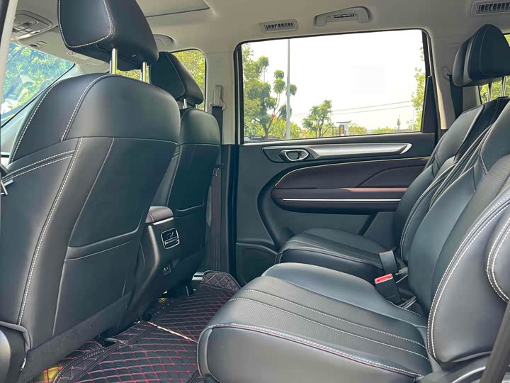 Фото 7 - GAC Trumpchi M6