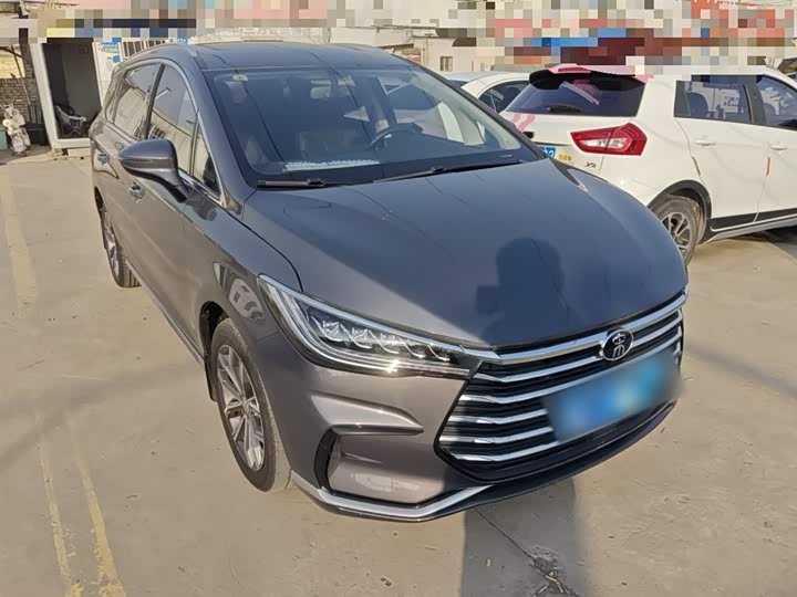 Фото 4 - BYD Song Max