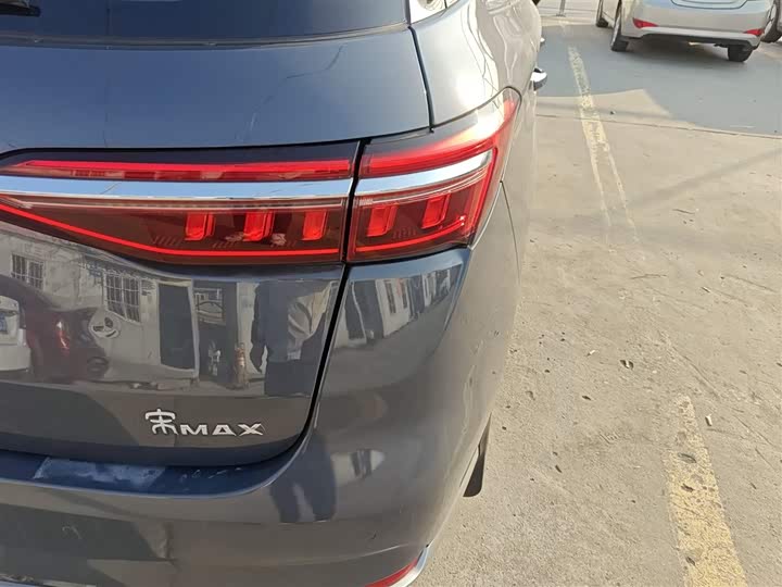 Фото 8 - BYD Song Max