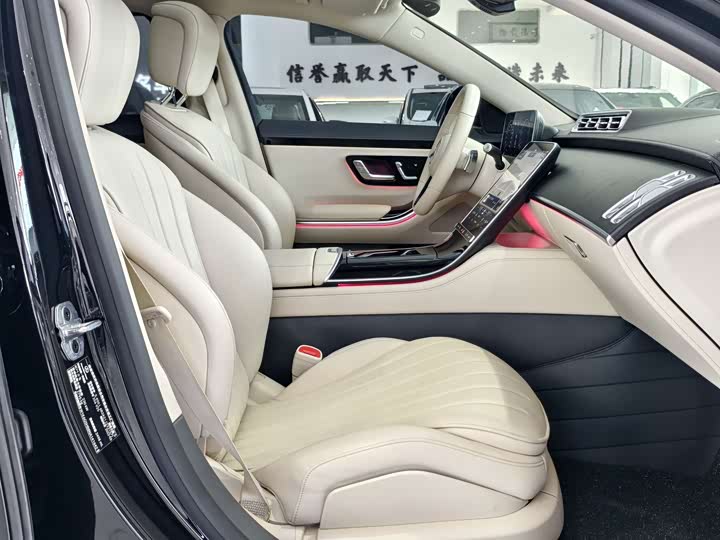 Фото 8 - Mercedes-Benz S-Class