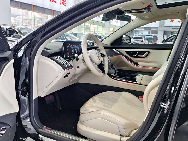 Фото 9 - Mercedes-Benz S-Class