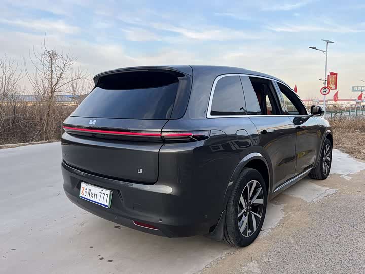 Фото 8 - LiXiang L8