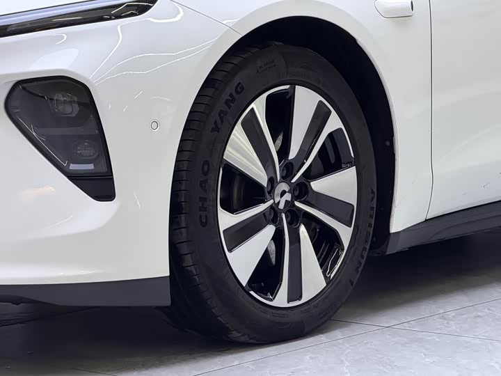 Фото 3 - Nio ET7