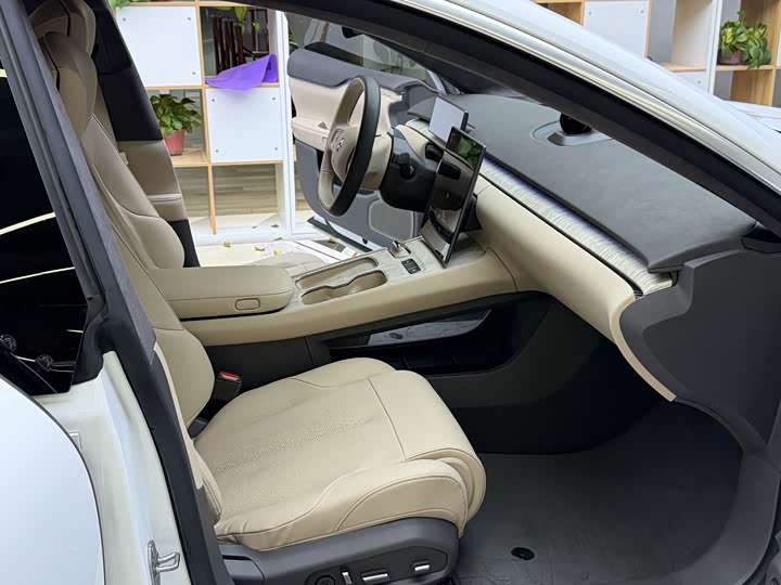 Фото 8 - Nio ET7