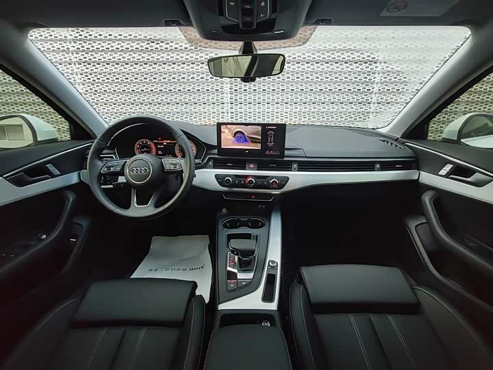 Фото 7 - Audi A4L