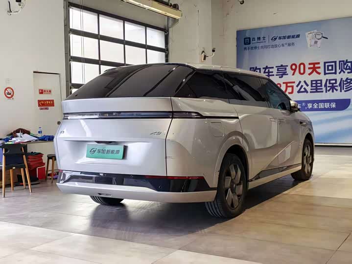Фото 7 - XPeng X9