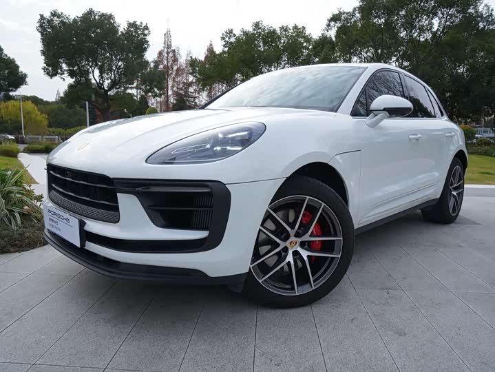 Фото 1 - Porsche Macan
