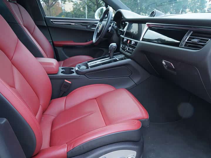 Фото 4 - Porsche Macan