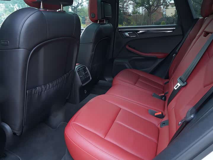 Фото 6 - Porsche Macan