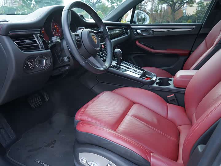 Фото 7 - Porsche Macan