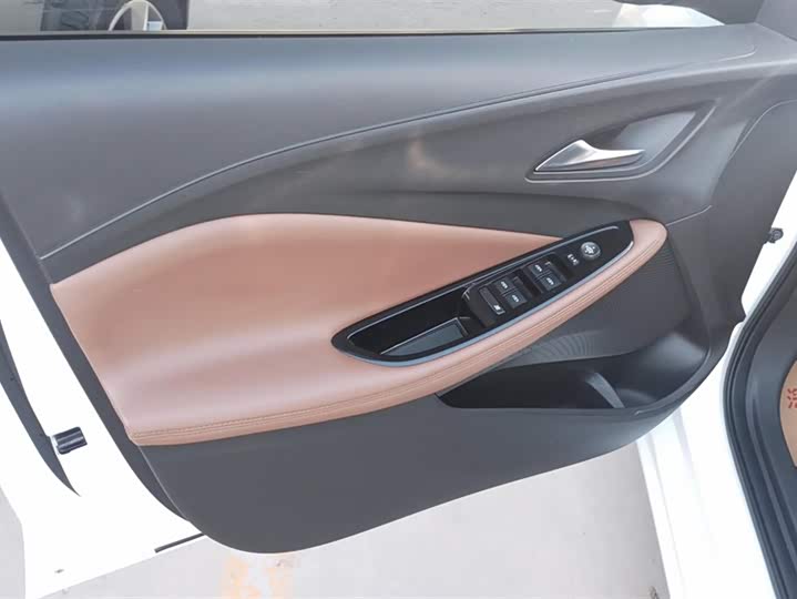 Фото 7 - Buick Verano