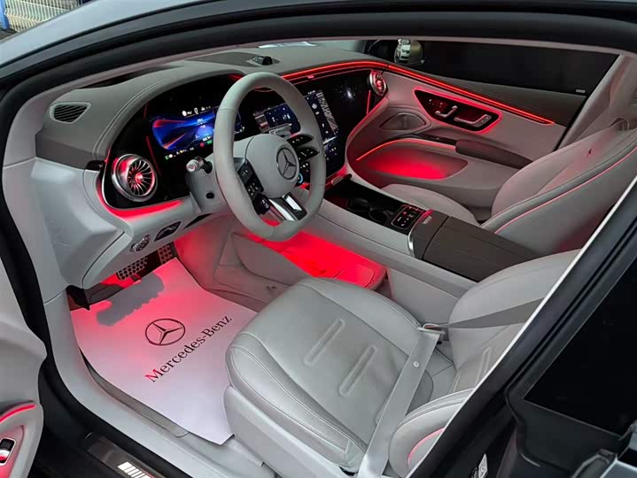 Фото 9 - Mercedes-Benz EQS AMG