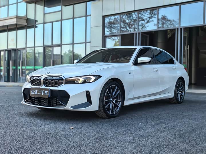 Фото 1 - BMW 3 Series