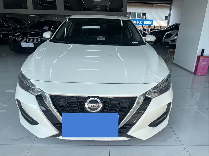 Фото 2 - Nissan Sylphy