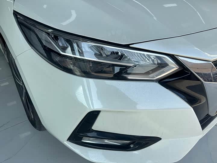 Фото 4 - Nissan Sylphy