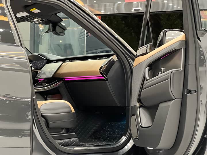 Фото 7 - Land Rover Range Rover Sport