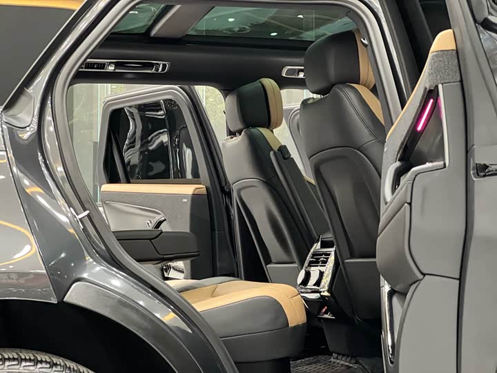 Фото 8 - Land Rover Range Rover Sport